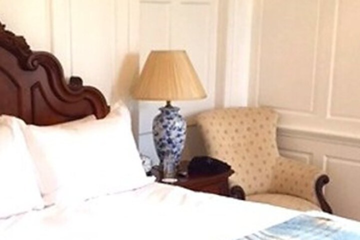 Room 9 of 21