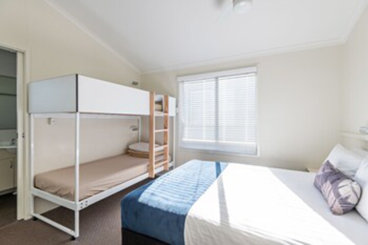Room 112 of 129