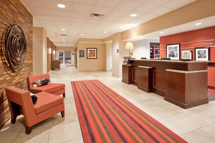 Hotel Interior 6 of 32