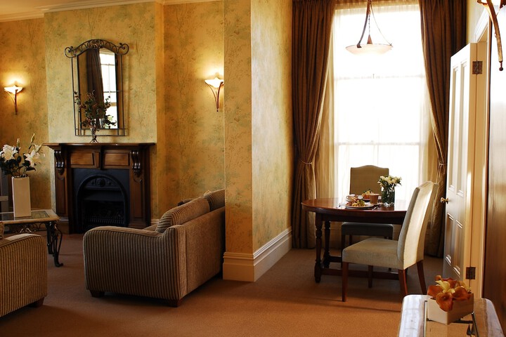 Room 7 of 70
