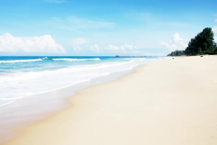 Beach 17 of 25