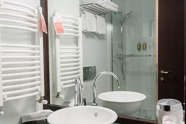 Bath Interior