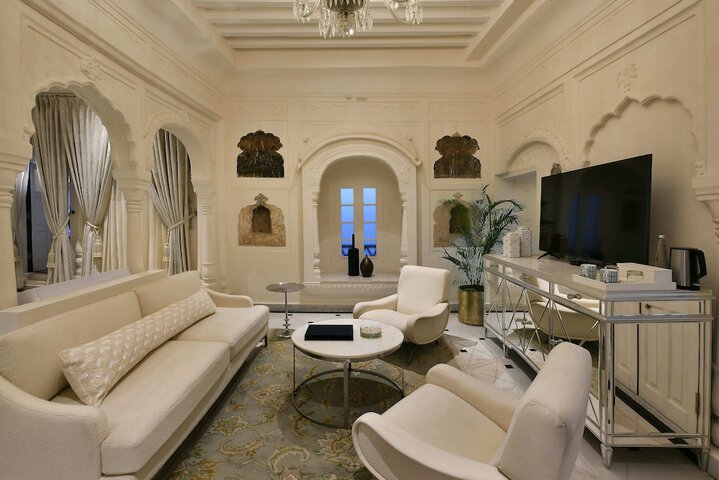 Room 25 of 56