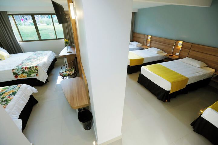 Room 17 of 111