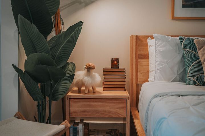 Room 6 of 14