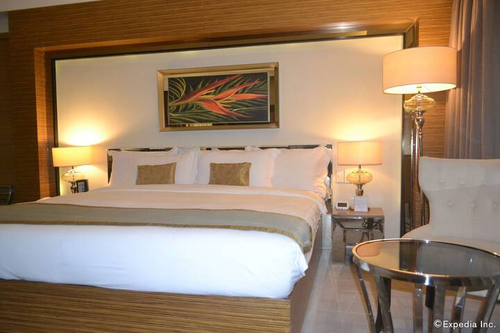 Room 11 of 40