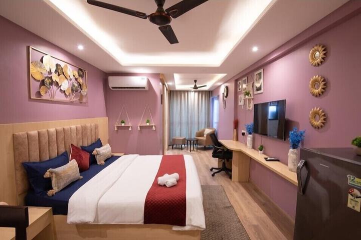 Room 16 of 30