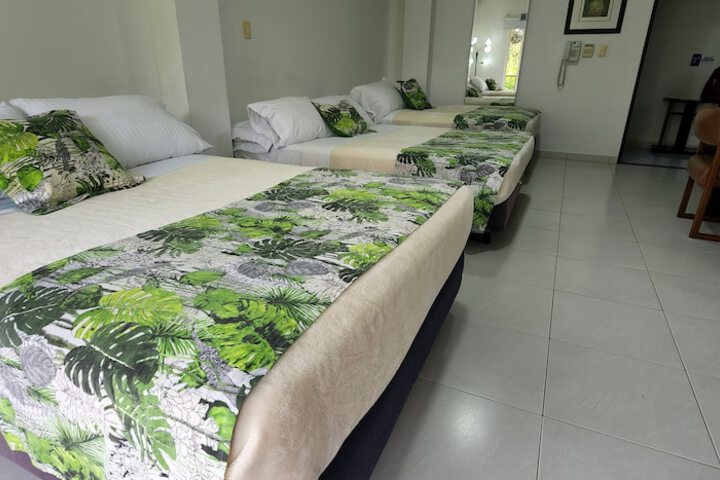 Room 18 of 61