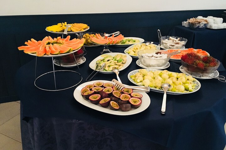 Breakfast/Coffee Service 136 of 154