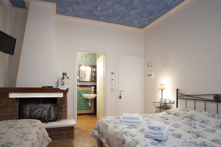 Room 11 of 46