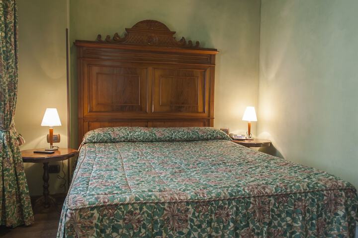 Room 14 of 66