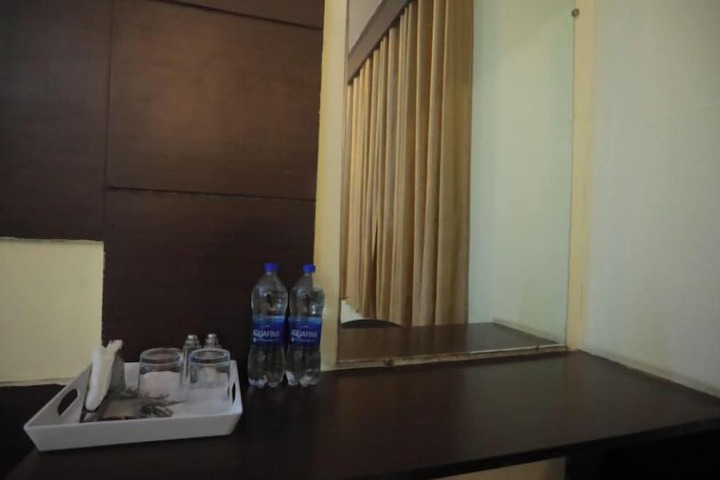 Room 8 of 46