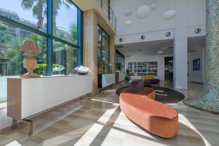 Lobby Photo