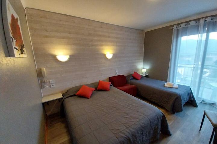 Room 13 of 47