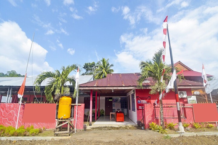 Hotel O Pulisan Ekowisata Homestay Near Wisata Pantai Desa Pulisan (Pulisan Beach Tour)