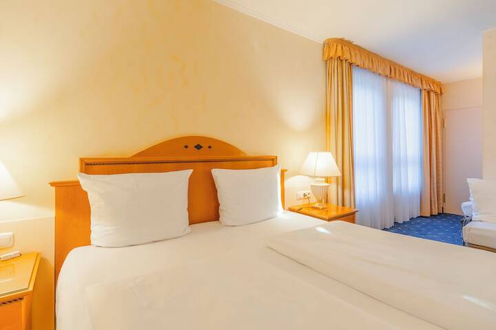 Room 35 of 116