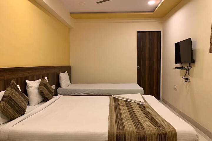 Room 19 of 53