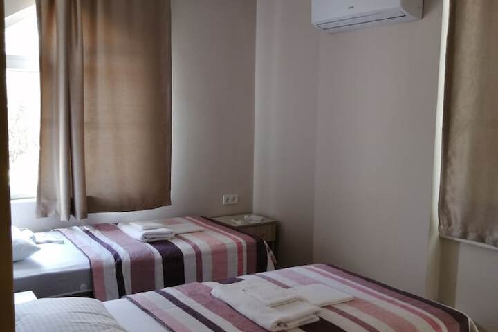 Room 18 of 97