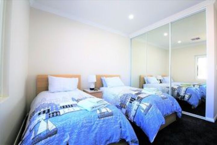 Room 3 of 13