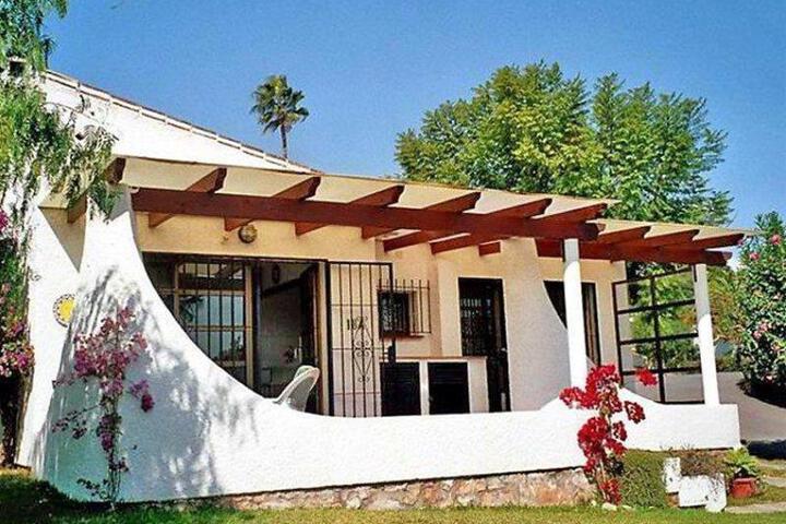 Urbanización Las Buganvillas