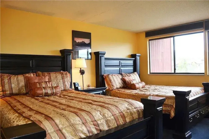 Room 3 of 22