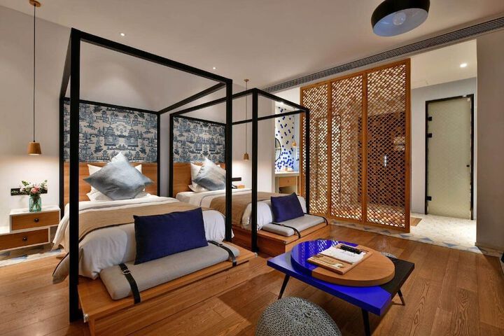 Room 14 of 39