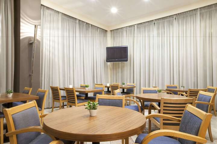 Guest Lobby