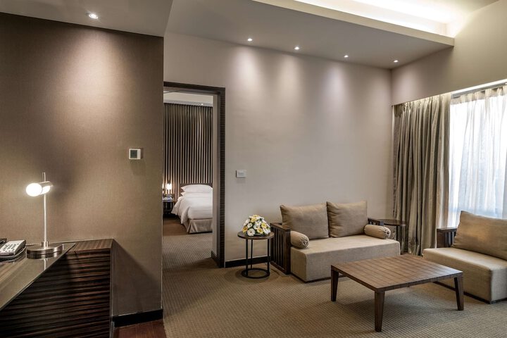 Room 10 of 44