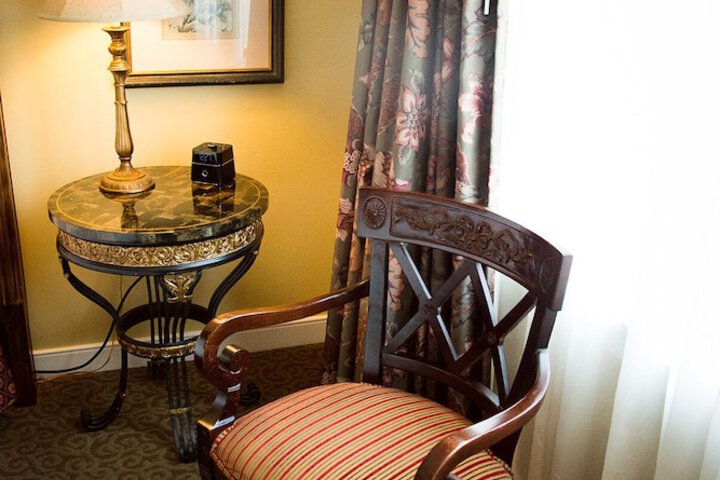 1 King Bed (1 of 22)