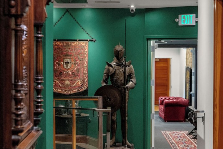 Ballroom/Hall 43 of 49