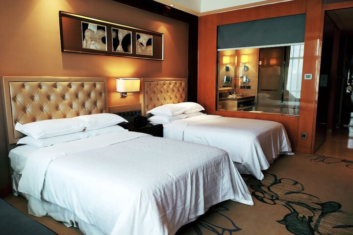 Room 21 of 56