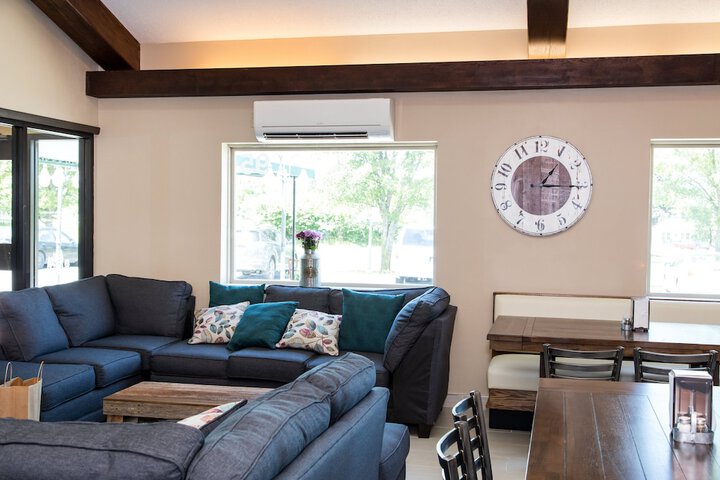 Hotel Interior 2 of 15