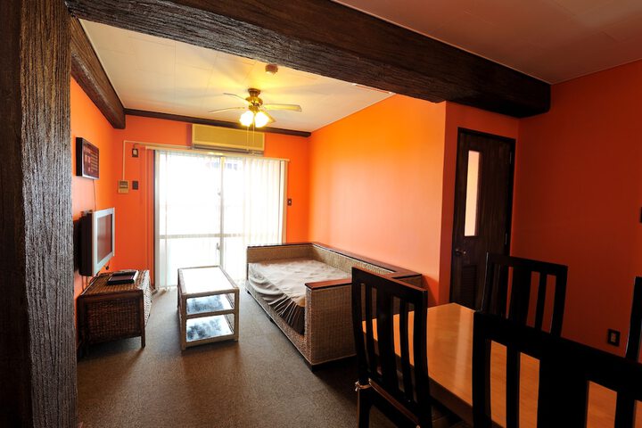 Room 18 of 63
