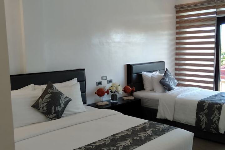 Room 7 of 56