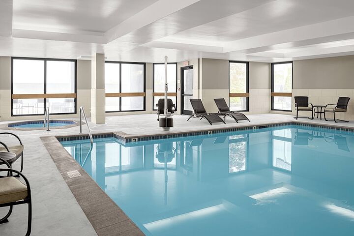 Pool 15 of 26