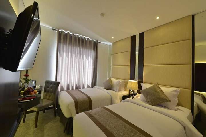 Room 21 of 46