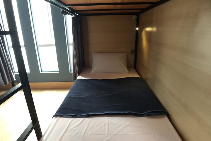 Room 54 of 180