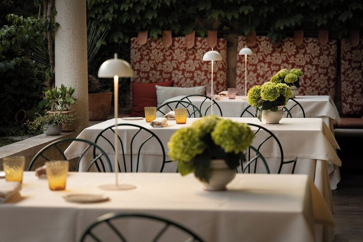 Dining 67 of 71
