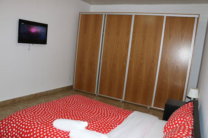 Room 3 of 15