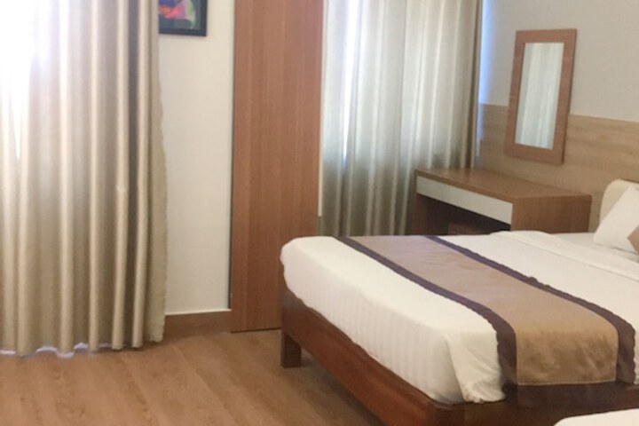 Room 6 of 43