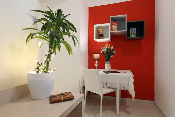 Room 49 of 84