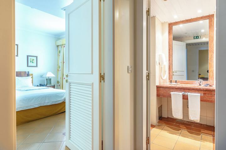 Bath Photo