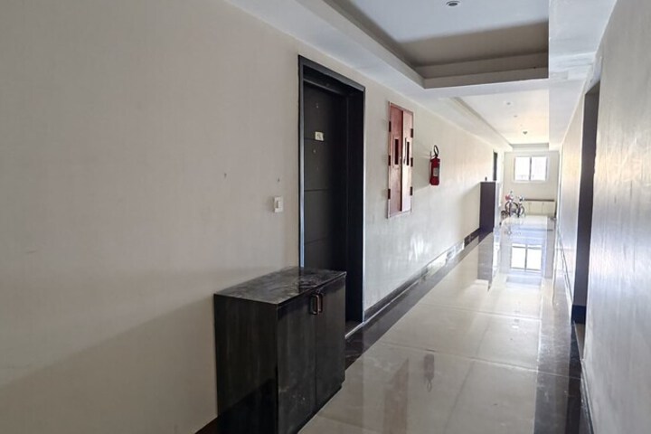 Hotel 6 of 7
