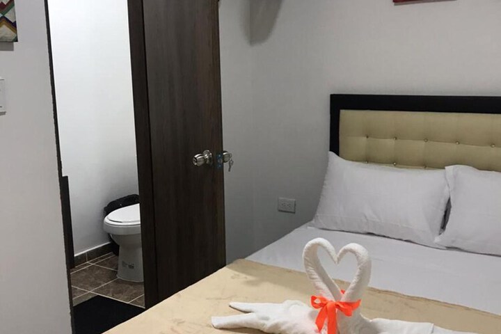 Room 10 of 40