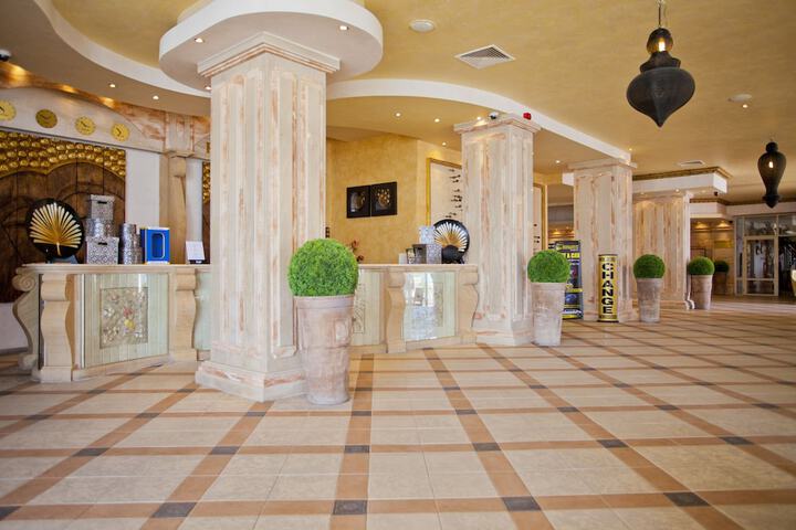 Hotel Interior 2 of 91