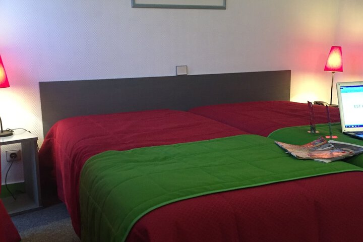 Room 4 of 55