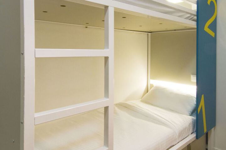 Room 17 of 78