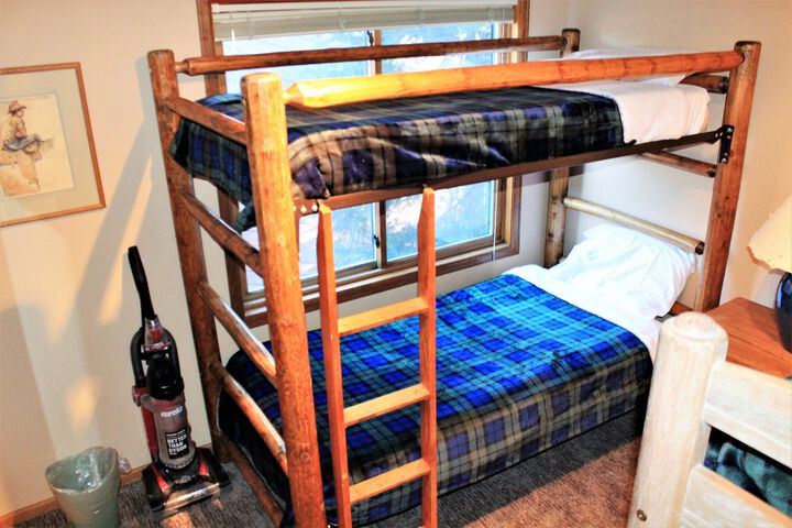 Room 60 of 195