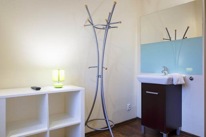 Room 8 of 35