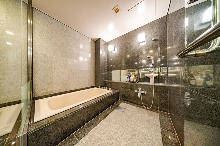 Bath Interior